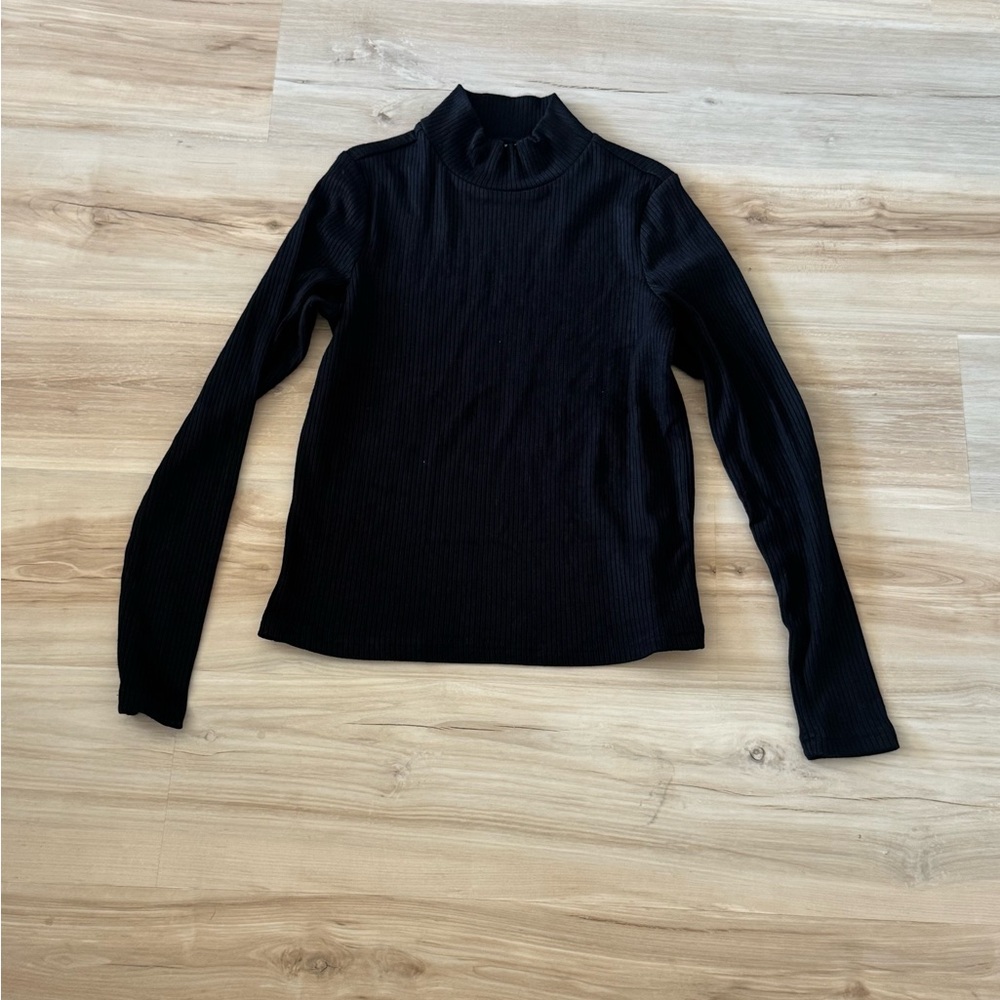 Black Ribbed Turtleneck Top